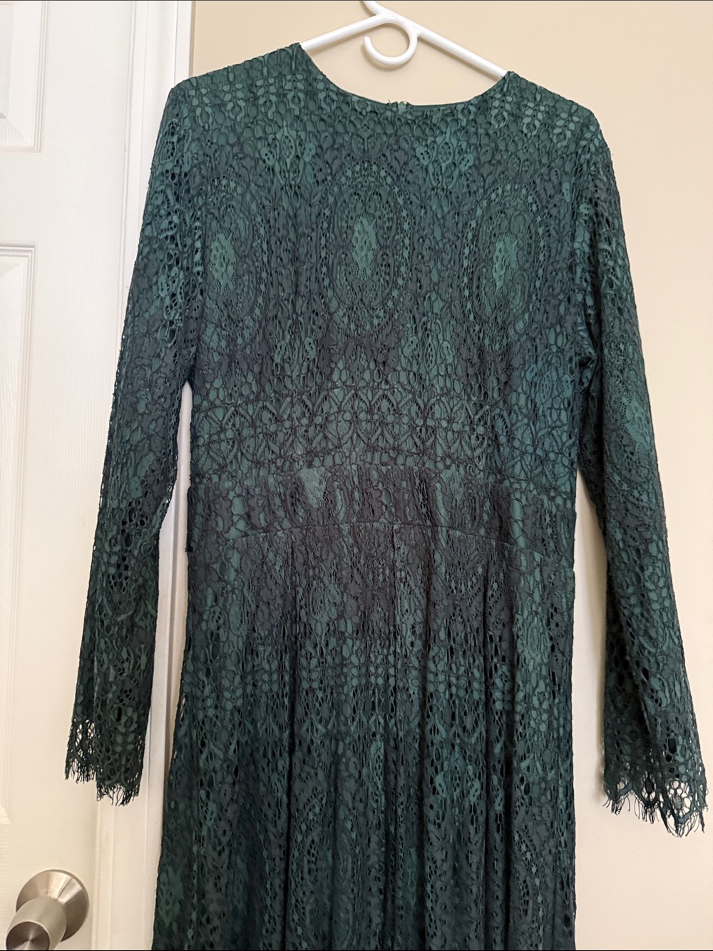 Women's Dark Green Lace Long-Sleeves maxi Dress used one time